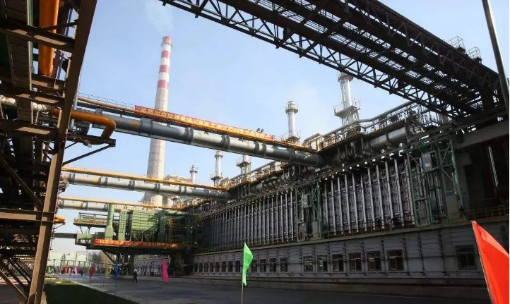 焦炉炉体结构（仅供参考）的图1