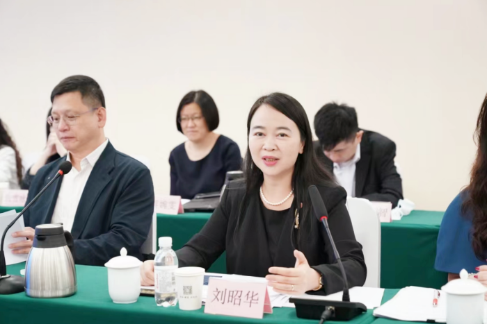 中税协与香港税务学会举行会谈