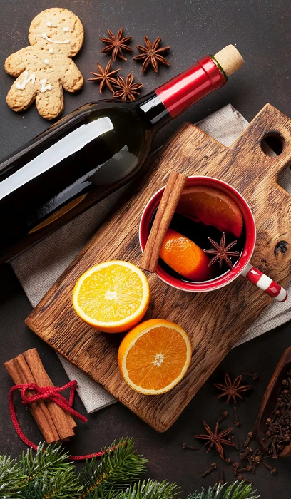 红木餐桌，使得就餐环境更有格调