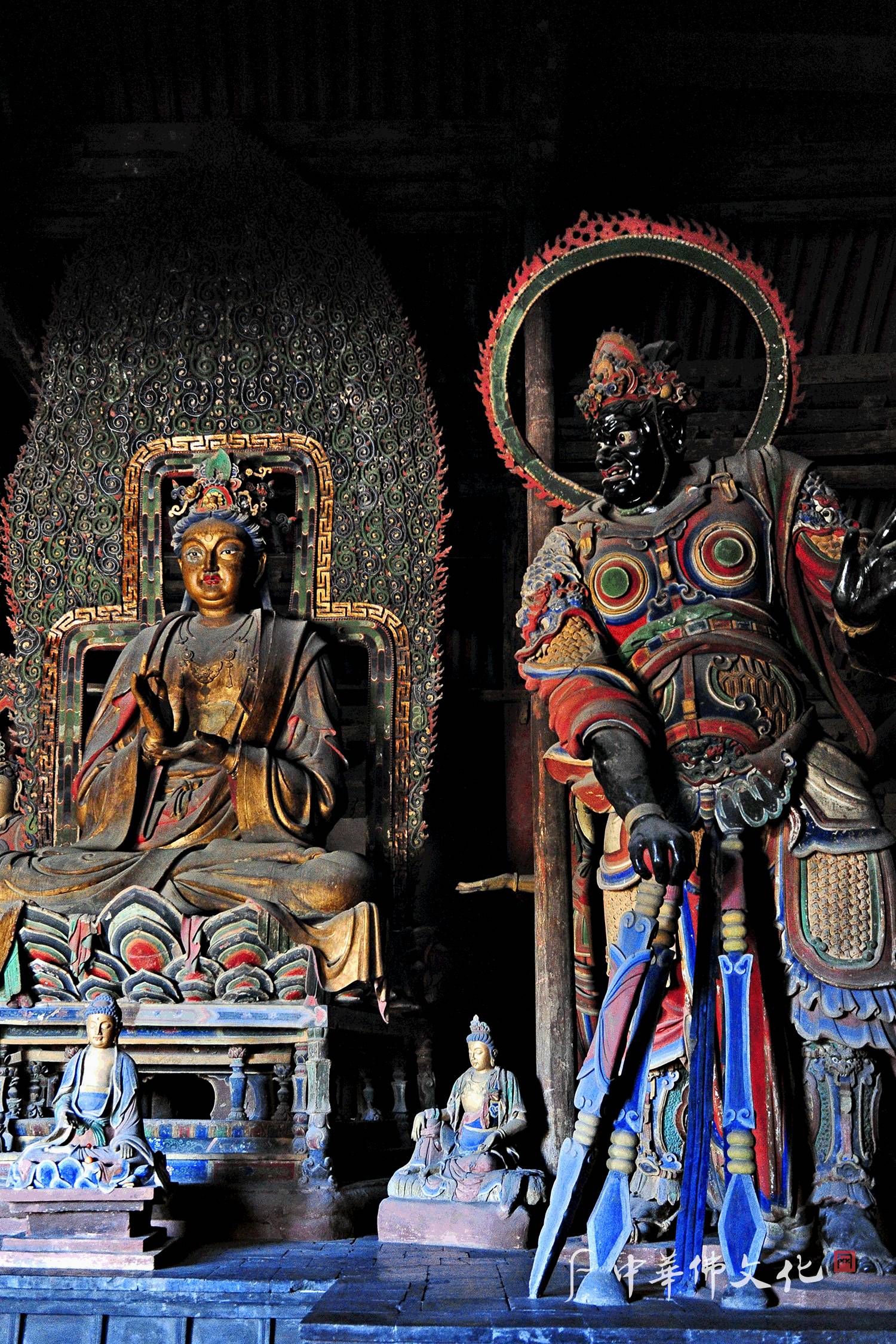 经典朔州崇福寺弥陀殿彩塑态浓意远淑且真