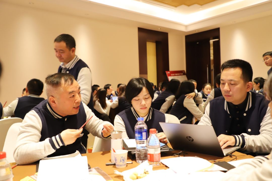 行穩(wěn)致遠(yuǎn)，進(jìn)而有為！鹽津鋪?zhàn)?020年戰(zhàn)略共創(chuàng)會(huì)圓滿舉行！