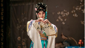 明晚国粹大剧《鬓边不是海棠红》即将来袭 尹正惊艳亮相 开挂人生厚积薄发-微信头条网 明晚国粹大剧《鬓边不是海棠红》即将来袭 尹正惊艳亮相 开挂人生厚积薄发