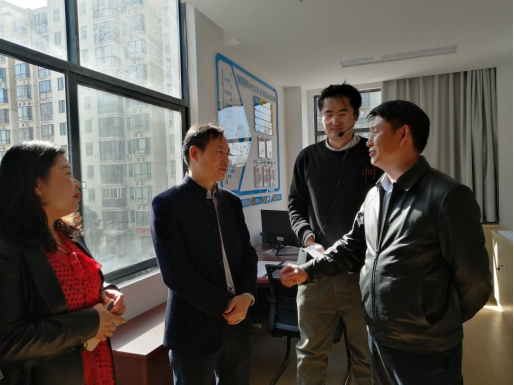 黎川县考察团赴徐家坊街道考察小叮当项目