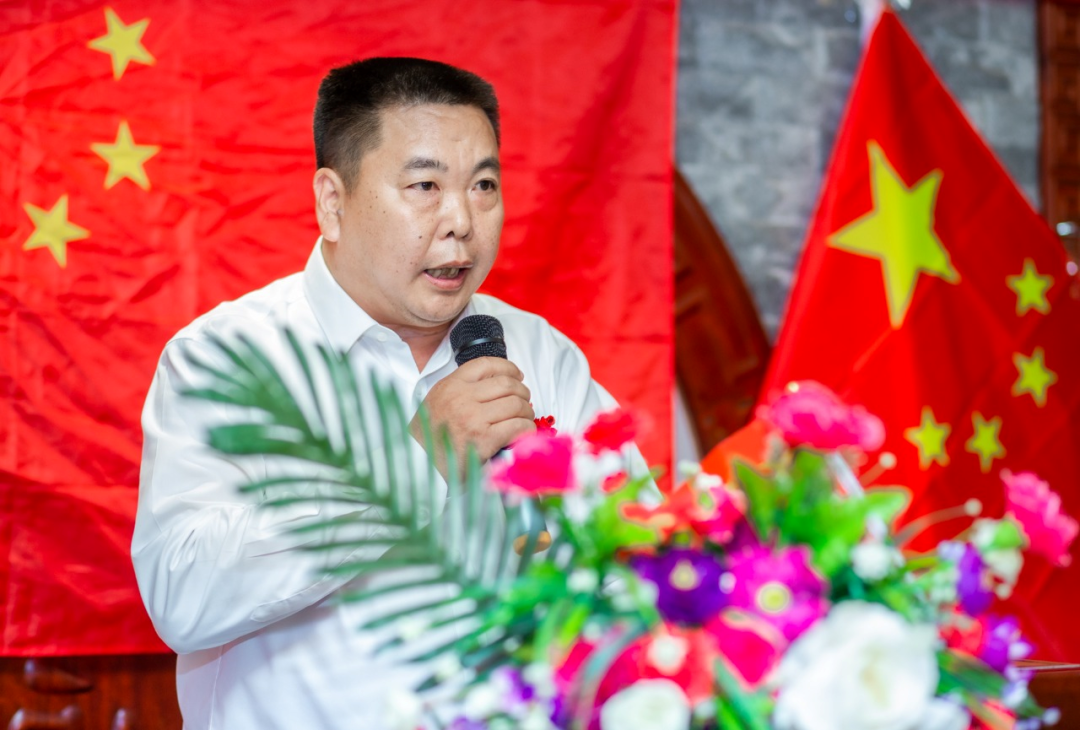 老挝义乌商会新年联谊会暨换届大会成功举办 胡伦明连任会长