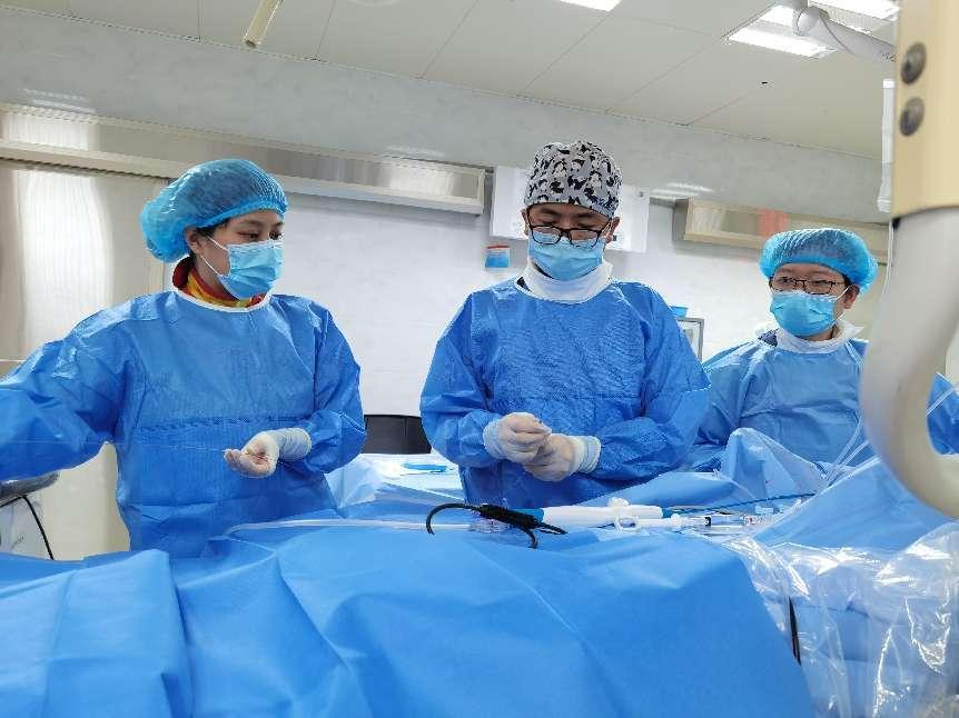 怎么掌握器械心外宜宾二院开启心血管疾病器械治疗新时代_https://www.jmylbn.com_新闻资讯_第4张