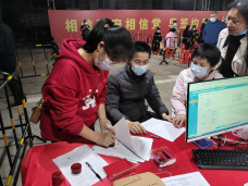 社区周末上班吗 惠安螺城西北社区：周末加班暖人心 为民服务不打烊