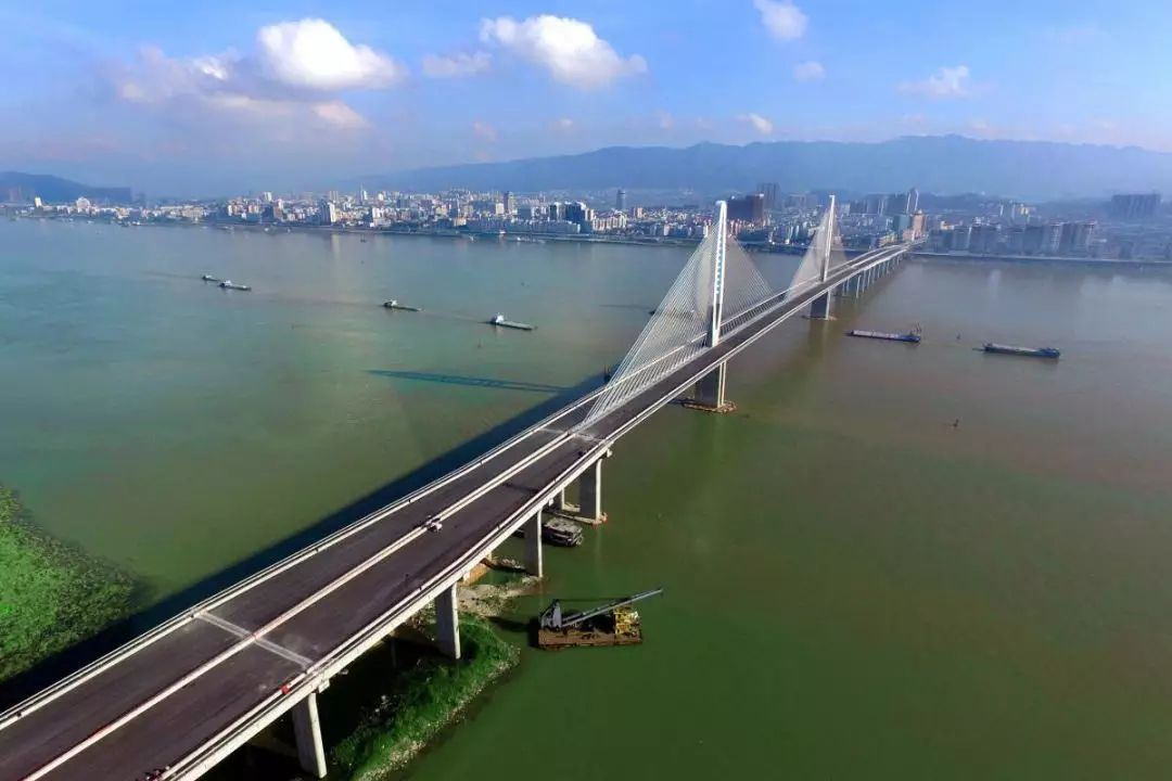 鼎湖大桥图片