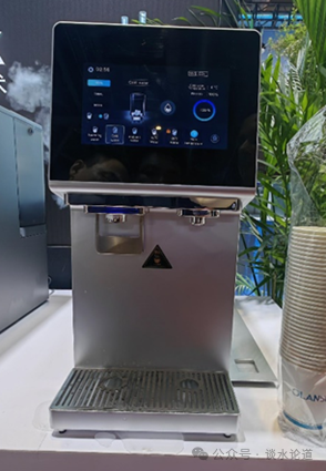 8家制冰净水器企业集体亮相上海水展 折射生产型厂家焦虑性突围！