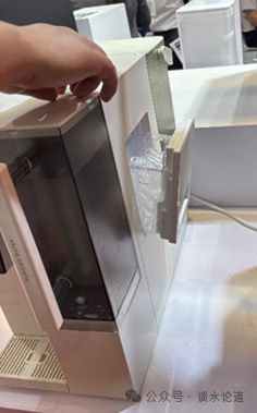 8家制冰净水器企业集体亮相上海水展 折射生产型厂家焦虑性突围！