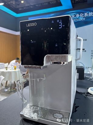 8家制冰净水器企业集体亮相上海水展 折射生产型厂家焦虑性突围！