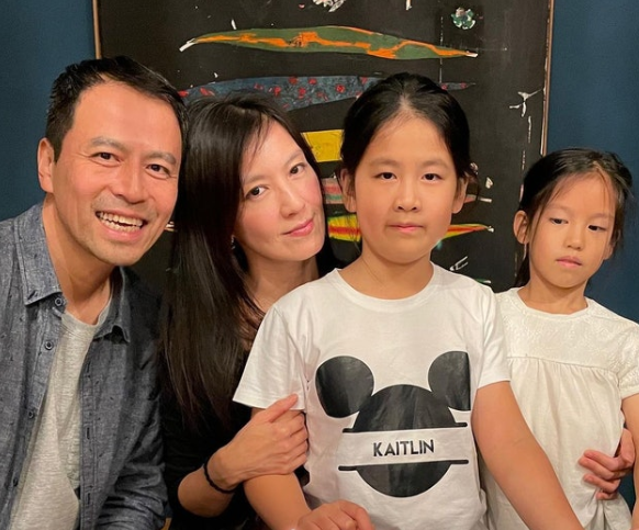 裙下之臣无数被封豪门收割机？摘掉“脱星”标签，高学历性感女神回归家庭？（组图） - 31