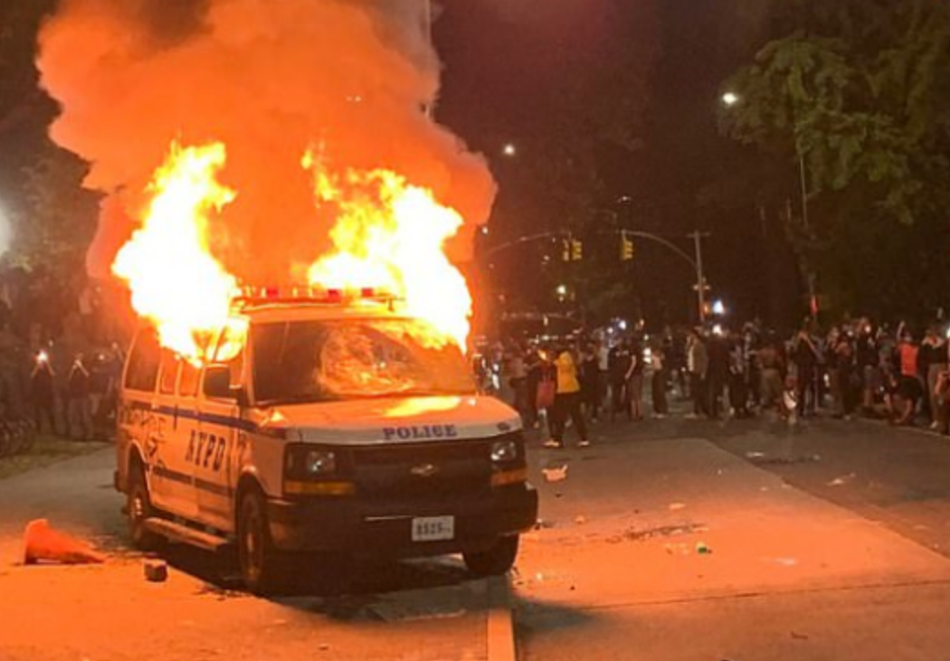 黑人之死引发全球怒火，澳洲也加入抗议阵营! 美国多城遭打砸抢，英加示威者走上街头…（视频/组图） - 16