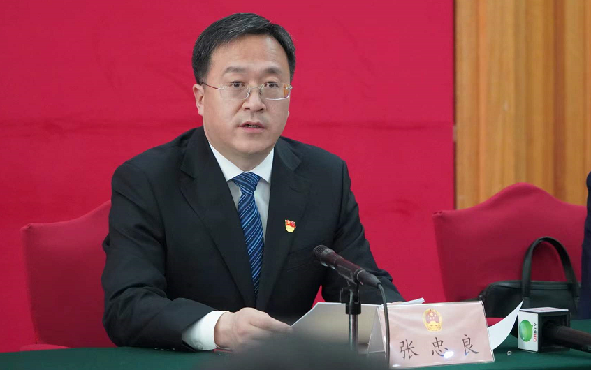 省发展和改革委员会副主任张忠良介绍了青海省2021年抓"六保",促"六稳