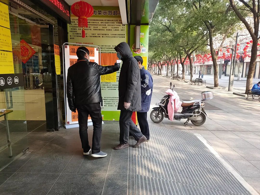 封城十八日，一位便利店主记录下的真实武汉（组图） - 34