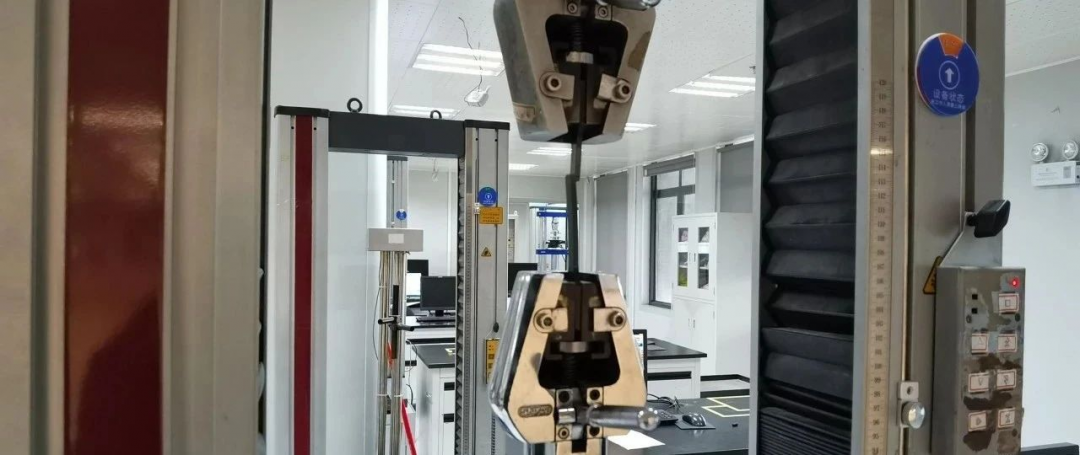 汽车用橡胶密封条性能要求，及拉伸强度测试误差案例分析的图1