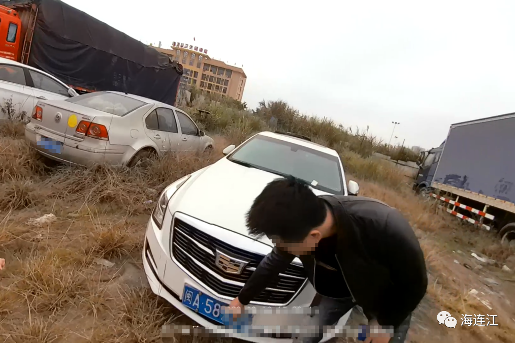 连江一男子套牌，罚款+扣分+拘留！