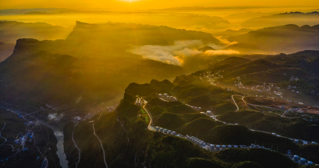 今天赤水河左岸中国酱酒进入世界级庄园新时代