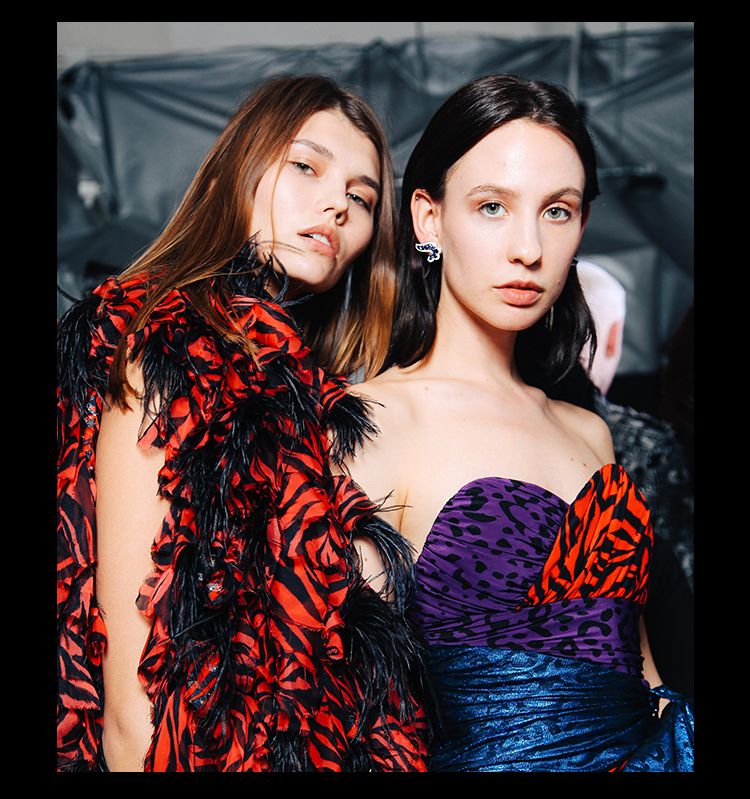 植村秀上海时装周光影秀场旖旎衣妆