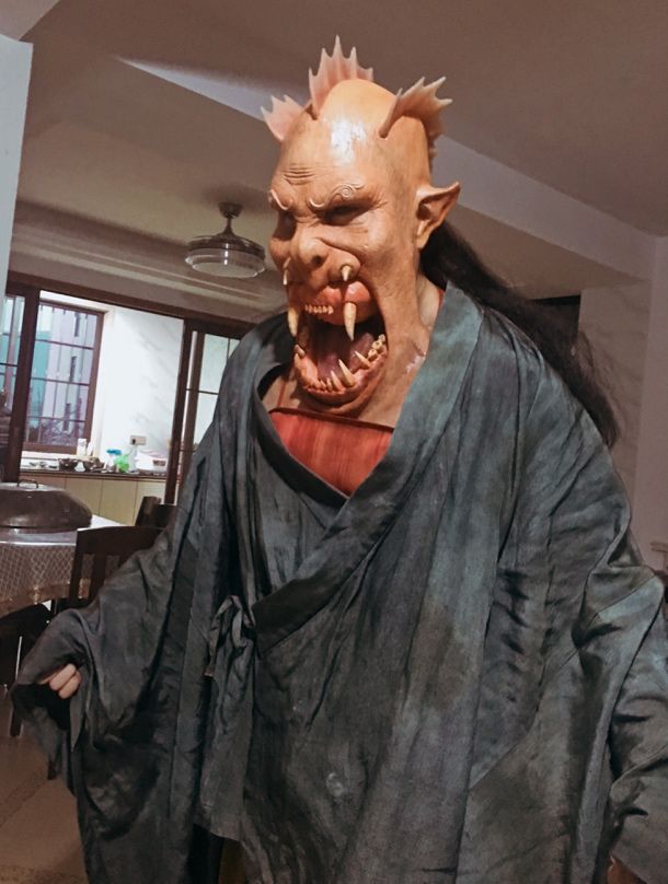 揭秘电影中特效化妆的标准流程