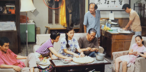美国新冠死亡病例超过35万例-微信头条网 美国新冠死亡病例超过35万例