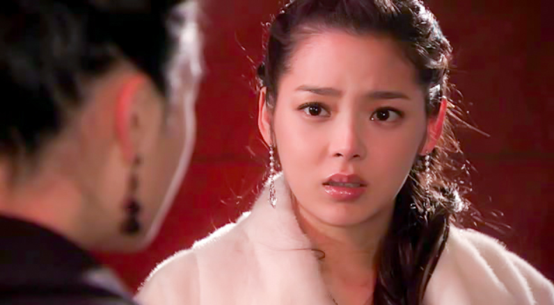 2006年朴时妍参演了sbs人气电视剧《my girl》,2007年朴诗妍凭借电影