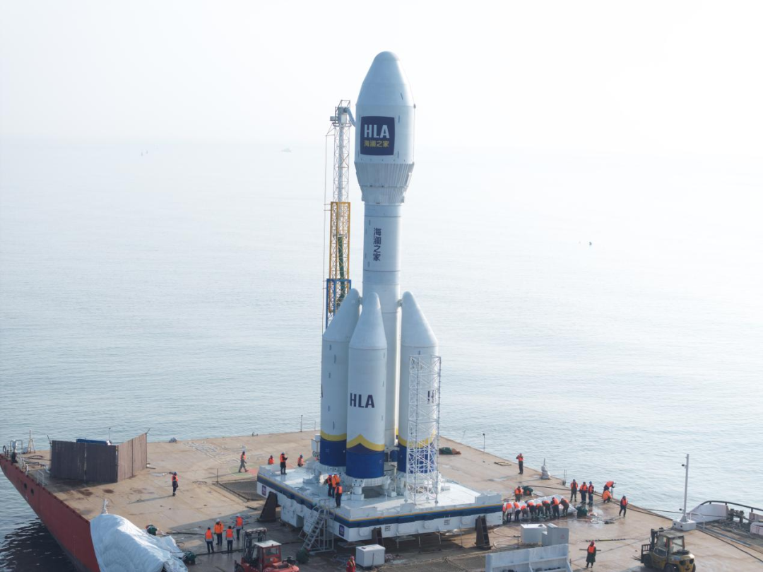 发射模式目前,我国近地轨道运载能力最强的火箭是长征五号,达到了32吨