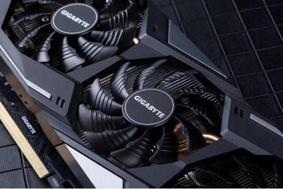 显卡级别是看后面两位数吗_显卡gd6什么意思_gddr6显卡是什么级别