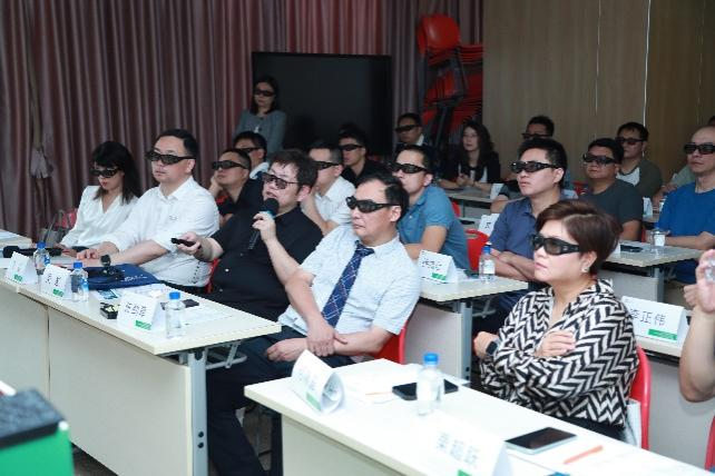 蛇牌学院是什么武汉大学中南医院-蛇牌学院（中国）华中地区神经外科培训中心学习班（第2期）——3D数字手术显微镜临床应用专场课程报道_https://www.jmylbn.com_新闻资讯_第8张