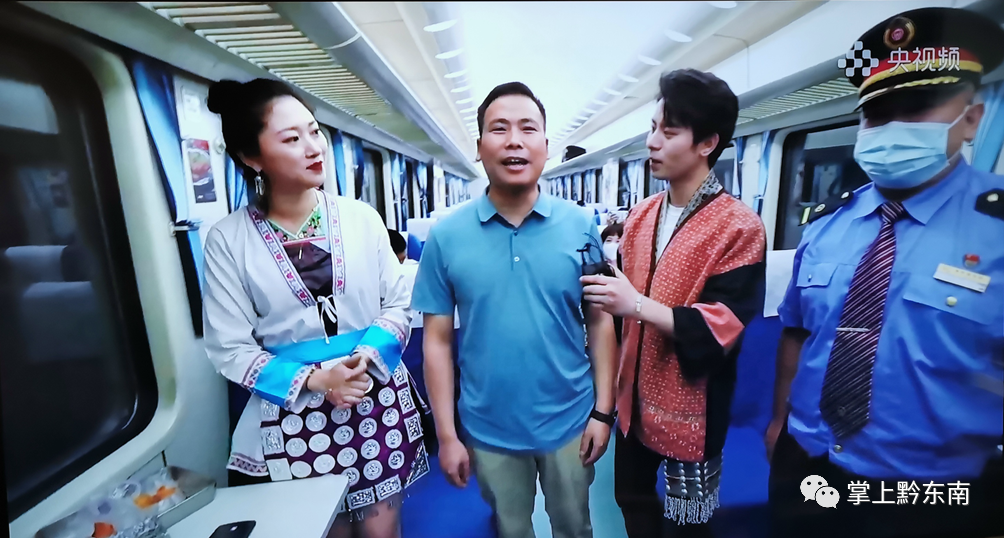 ǭ����������Ƥ�𳵡�ʻ�롱����Ƶֱ����