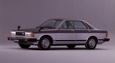 此LANNIA非彼蓝鸟，史上最潮车型蓝鸟历史大揭秘