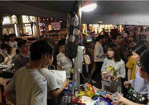 “地摊经济”汹涌来袭，如何做整条街上最靓的仔？