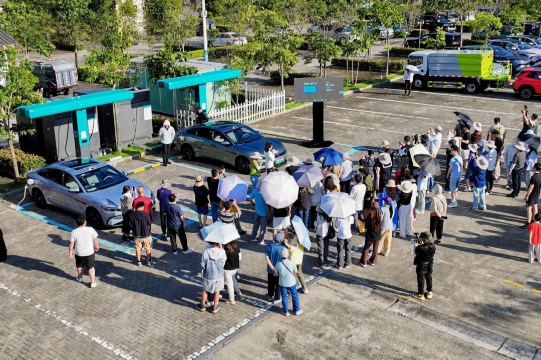 比亚迪重走丝路：43天，11个国家，15000公里，全程纯电