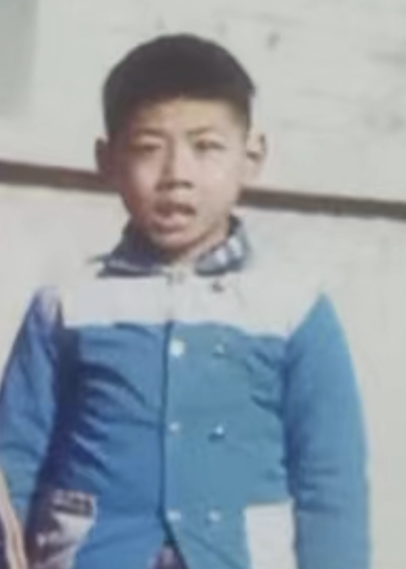 facai军官受骗进贩毒团伙，靠纵火幸免于难，巨脚龙！(图3)