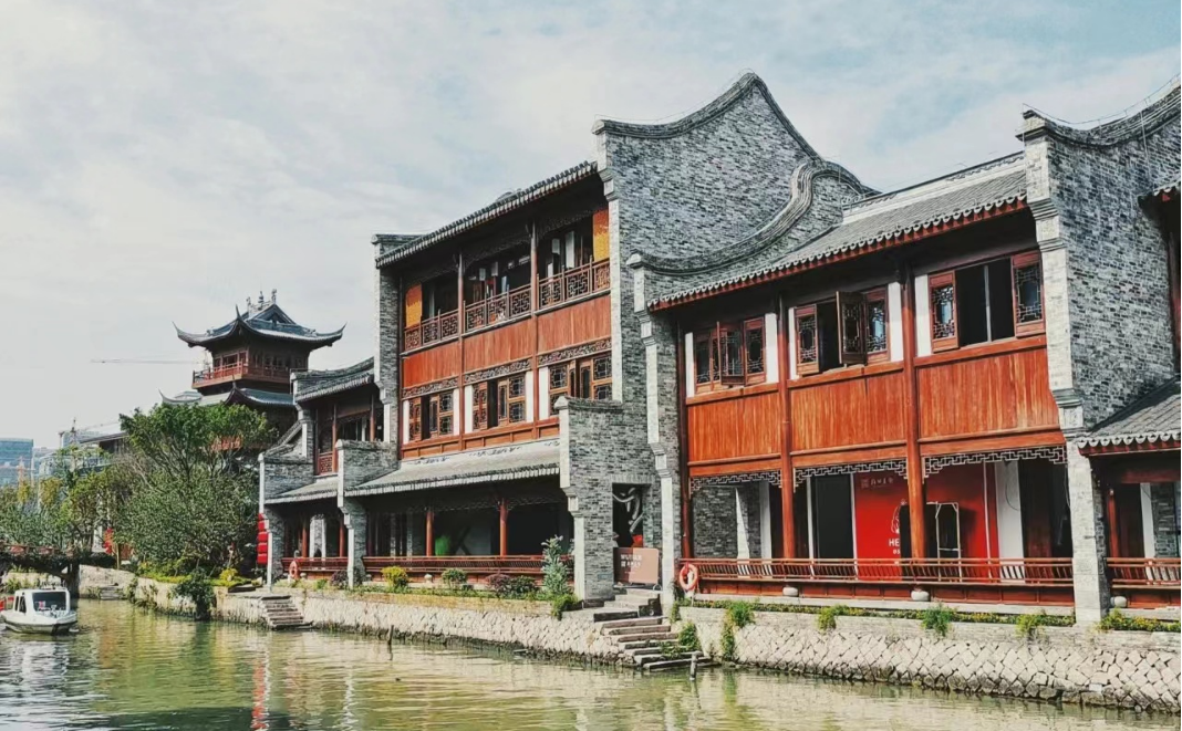 老街传统风貌区瓯海中心城区城市新区风貌样板区线路安排:温州金海湖