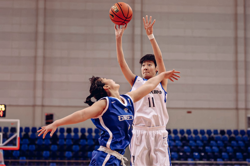 半决赛附中女篮战胜石家庄二中女篮,进入北区