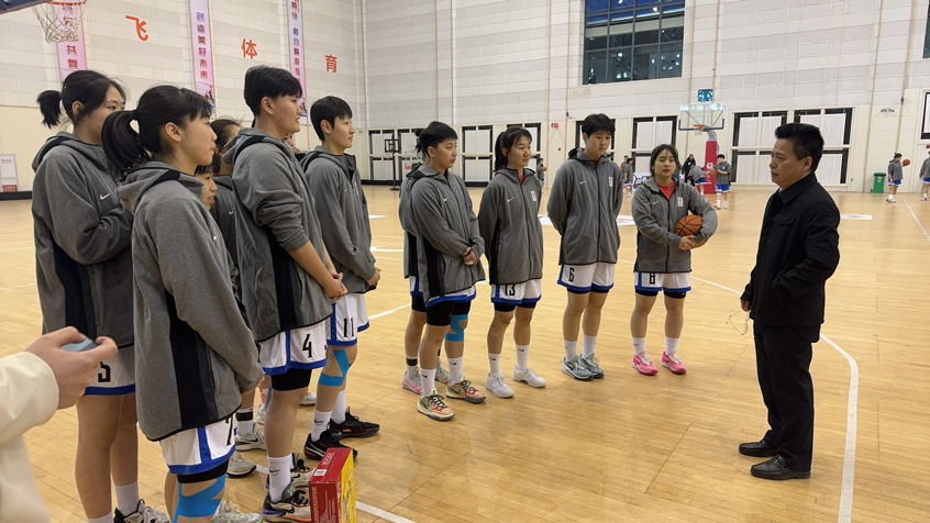 北区亚军东北师大附中女篮砥砺前行搏至无憾