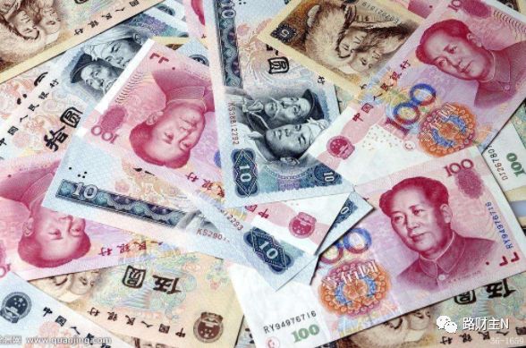 现在，中国总共有多少钱？