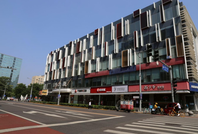 ���ˣ����߻�����ˣ��²�����˭��