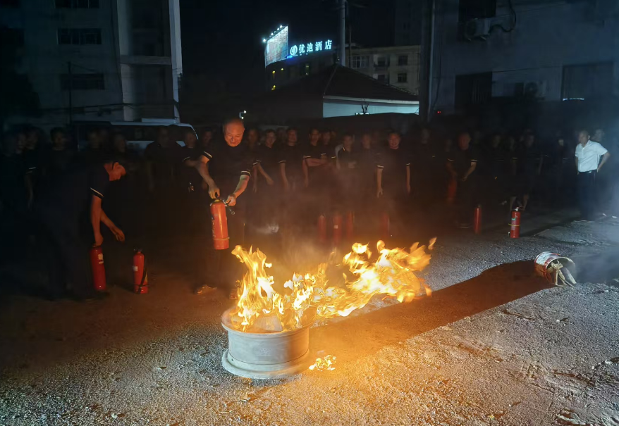 江西長運多家子公司開展消防演練活動 筑牢安全“防護網(wǎng)”