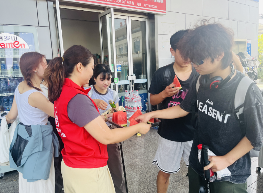 戰(zhàn)酷暑 || 炎炎夏日 送清涼（二）