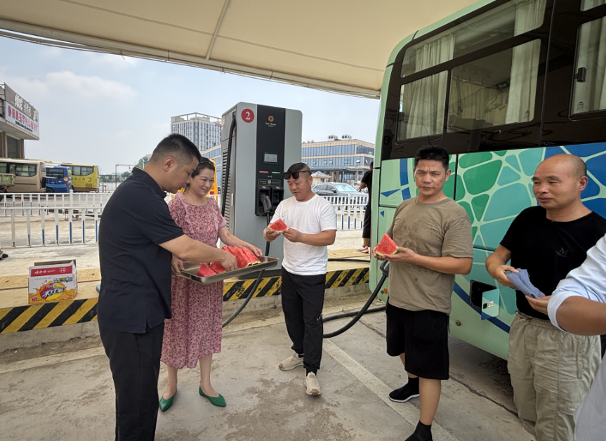 戰(zhàn)酷暑 || 炎炎夏日 送清涼（三）