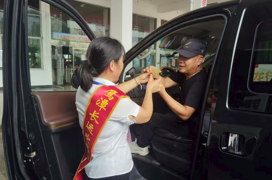 戰(zhàn)酷暑 || 炎炎夏日 送清涼（七）