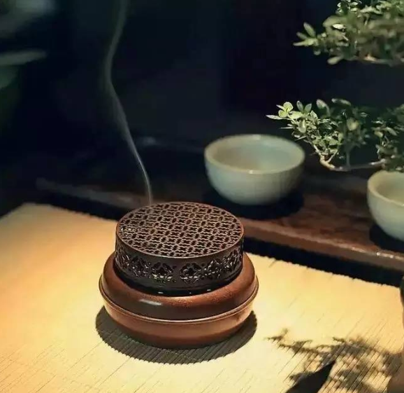 智者争气，愚者生气