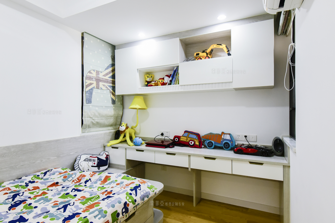 踏进原木北欧风三居室，仿佛来到度假小屋~