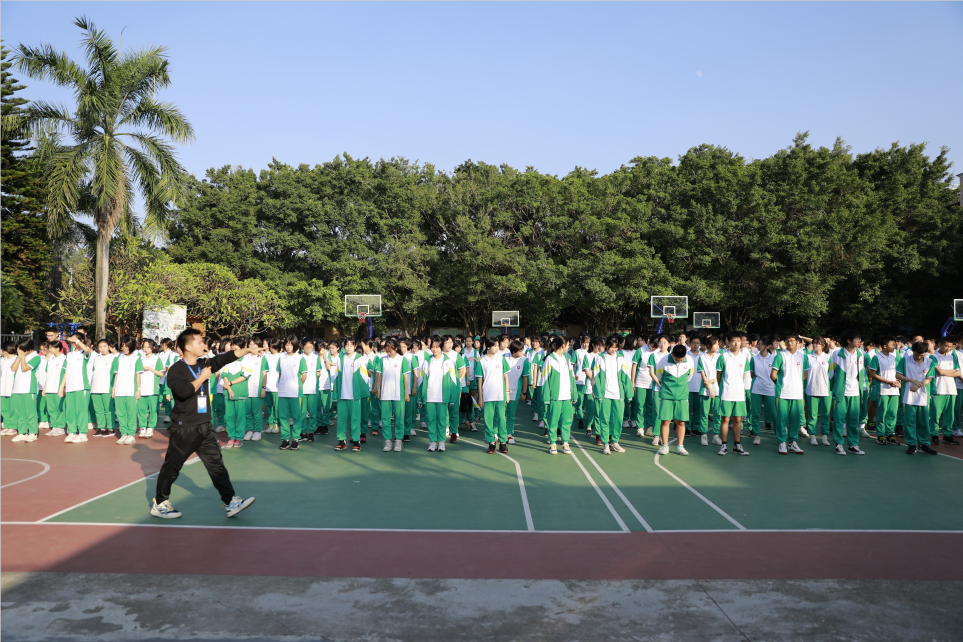 广州市思源学校跑操评选比赛