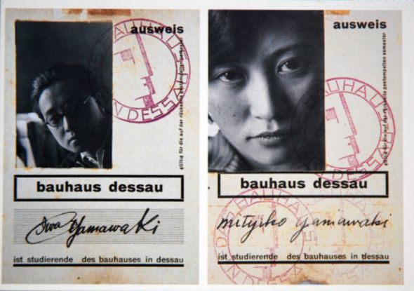 保时捷918spy der_ludwig mies van der rohe_der塔符号