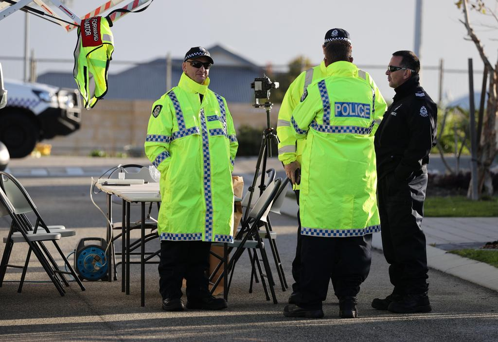 可怕！珀斯男子身死家中，20多岁年轻女性被警方逮捕（组图） - 4