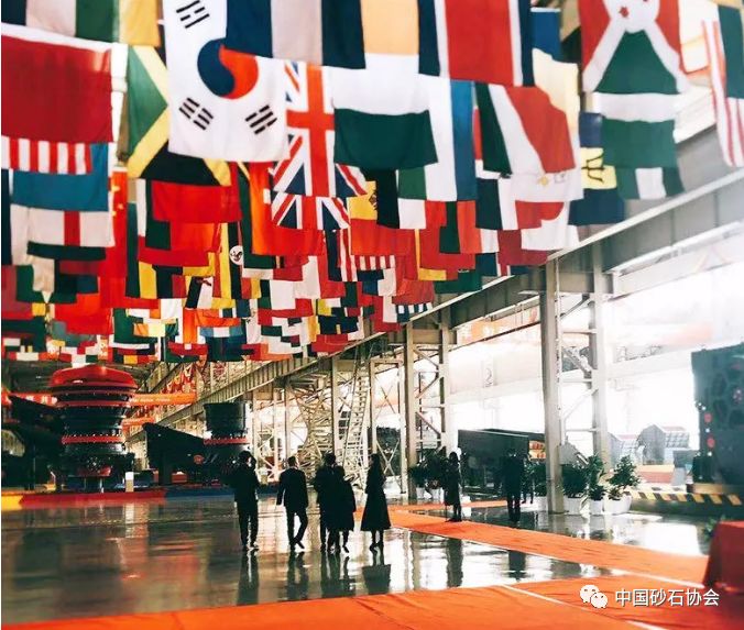 奔走相告（直击凶案现场）直击证人，(图8)