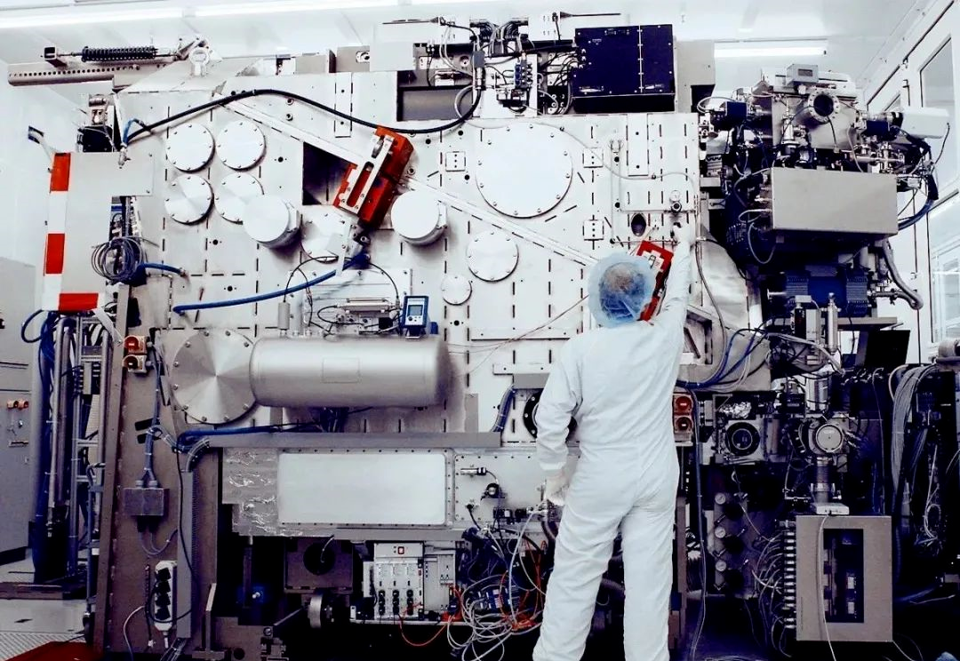 【5/26更新】ASML正制造新一代光刻机，每台售价约4亿美元的图4