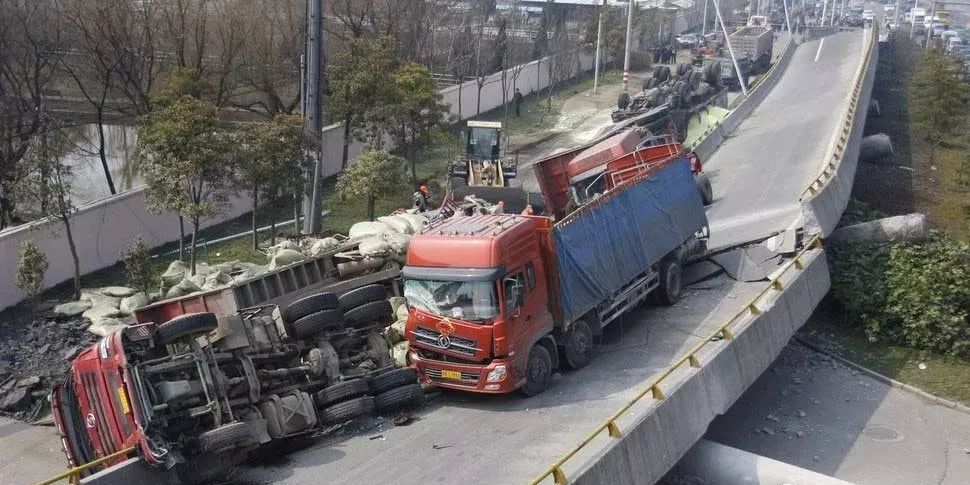 【6/3更新】卡车轮胎能承受多大的载重，为什么卡车能把桥压翻，却压不爆胎？的图10